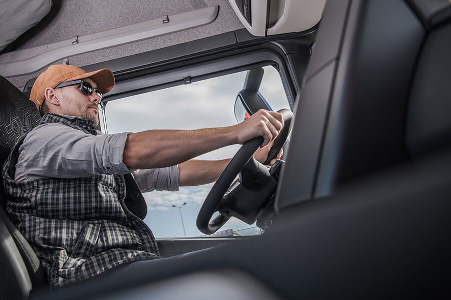 Commercial Truck Insurance: Finding the Perfect Policy